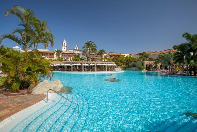 Lopesan Villa Del Conde Resort & Thalasso Meloneras Dış mekan fotoğraf Hard Rock Hotel